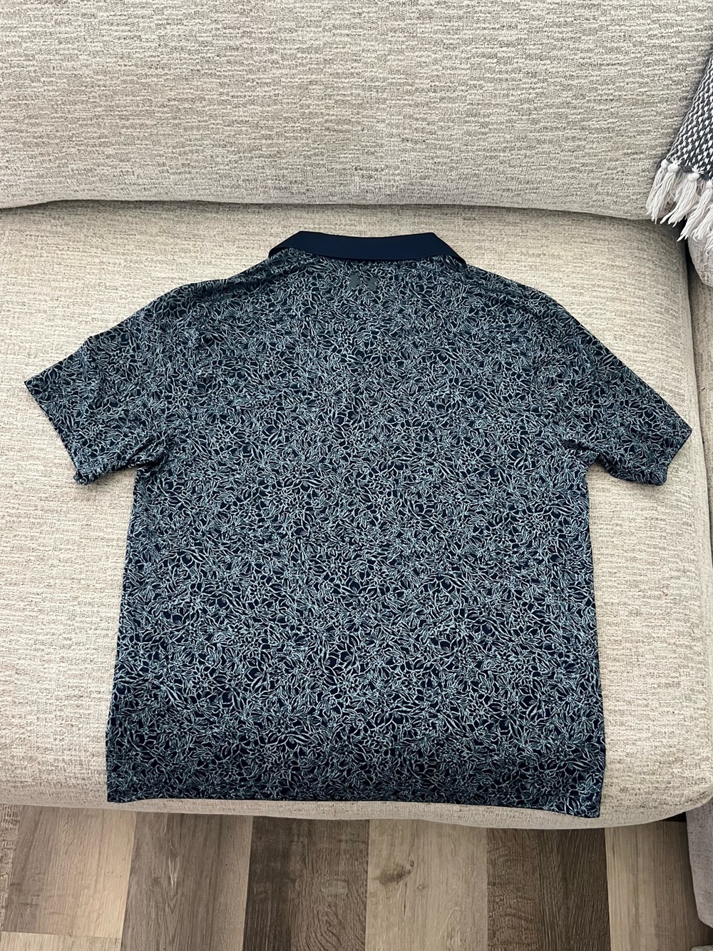 Under Armour Polo - Picture 4 of 8